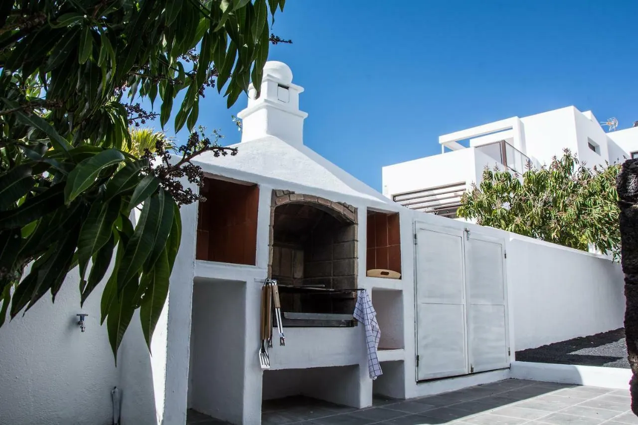 Holiday home Casa Tahiche - Jacuzzi, Wifi & Bbq Villa Spain