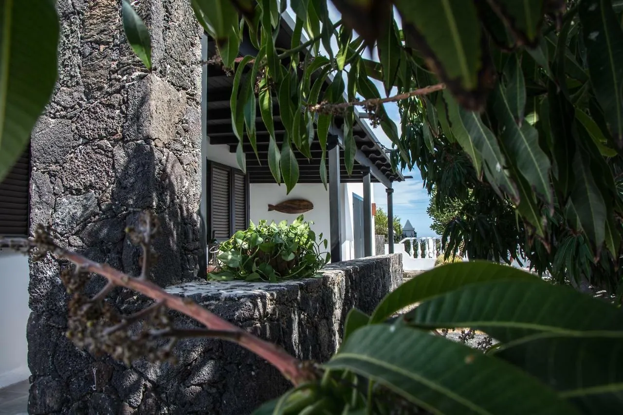 Casa Tahiche - Jacuzzi, Wifi & Bbq Villa 0*,